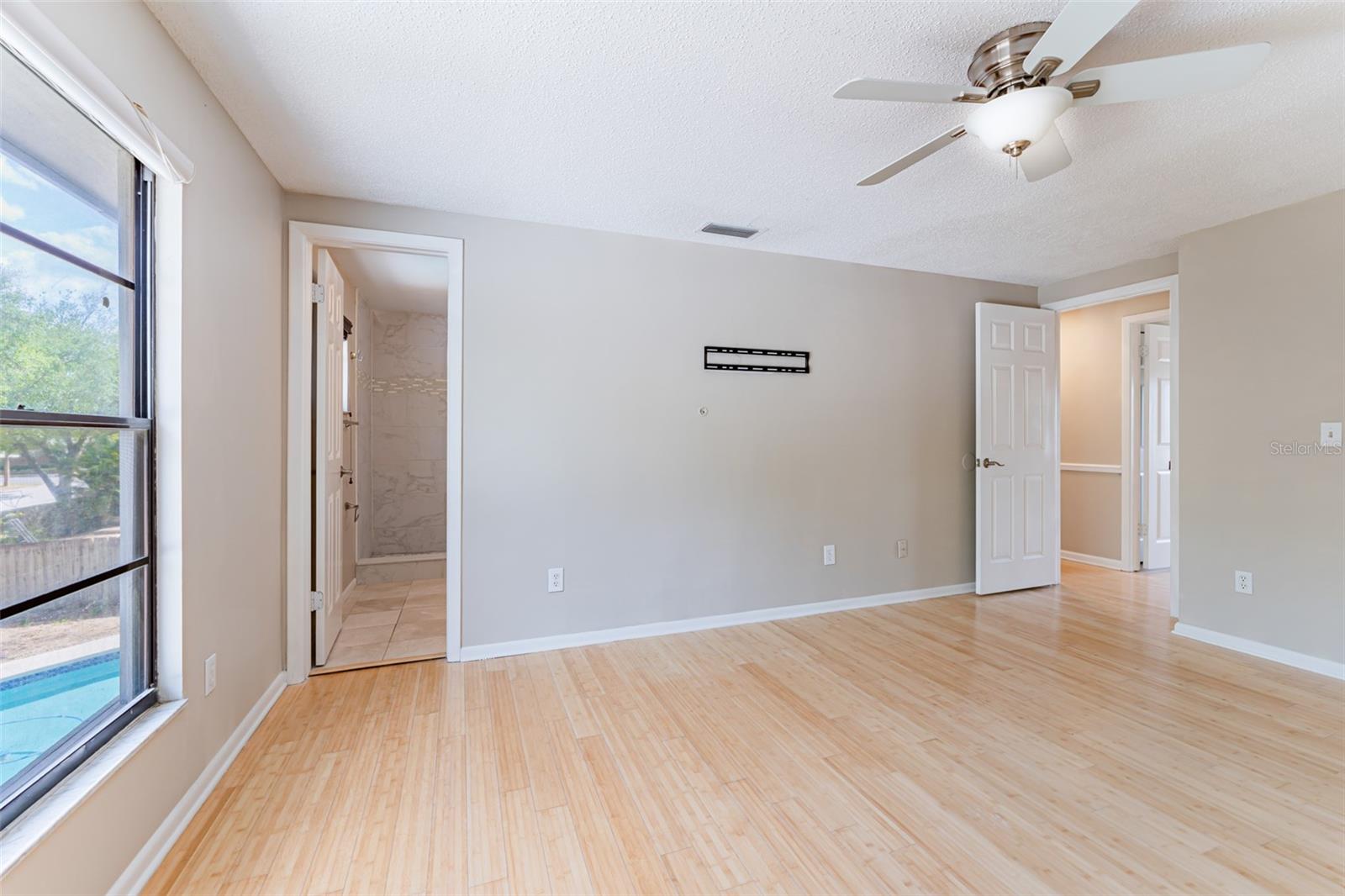 Image 33 of 59 For 16203 Fantasia Drive