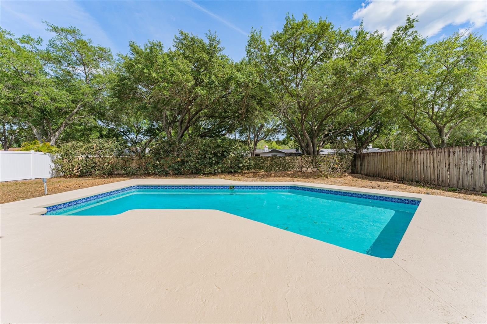 Image 46 of 59 For 16203 Fantasia Drive