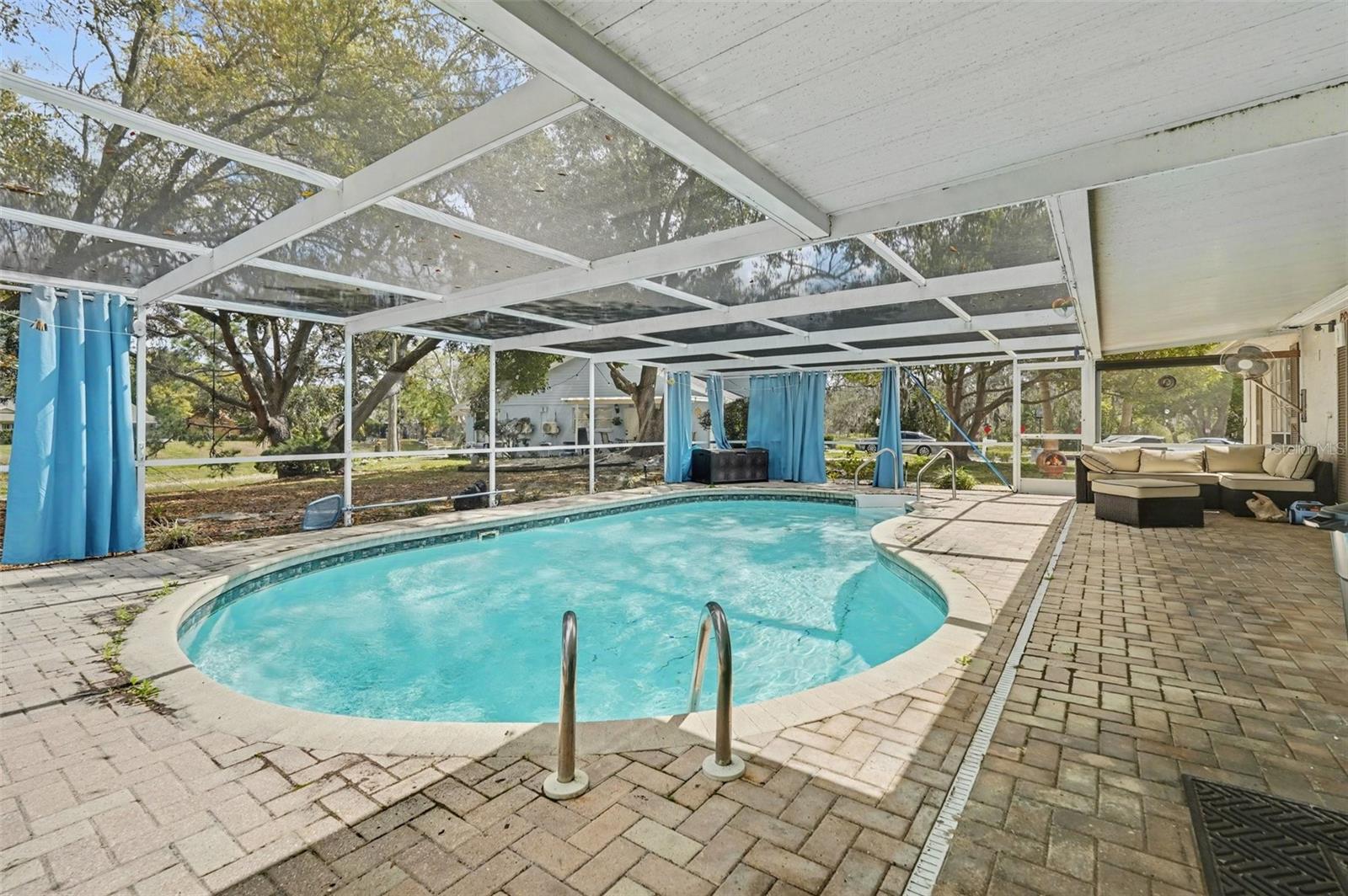 Image 16 of 19 For 12511 Stone House Loop