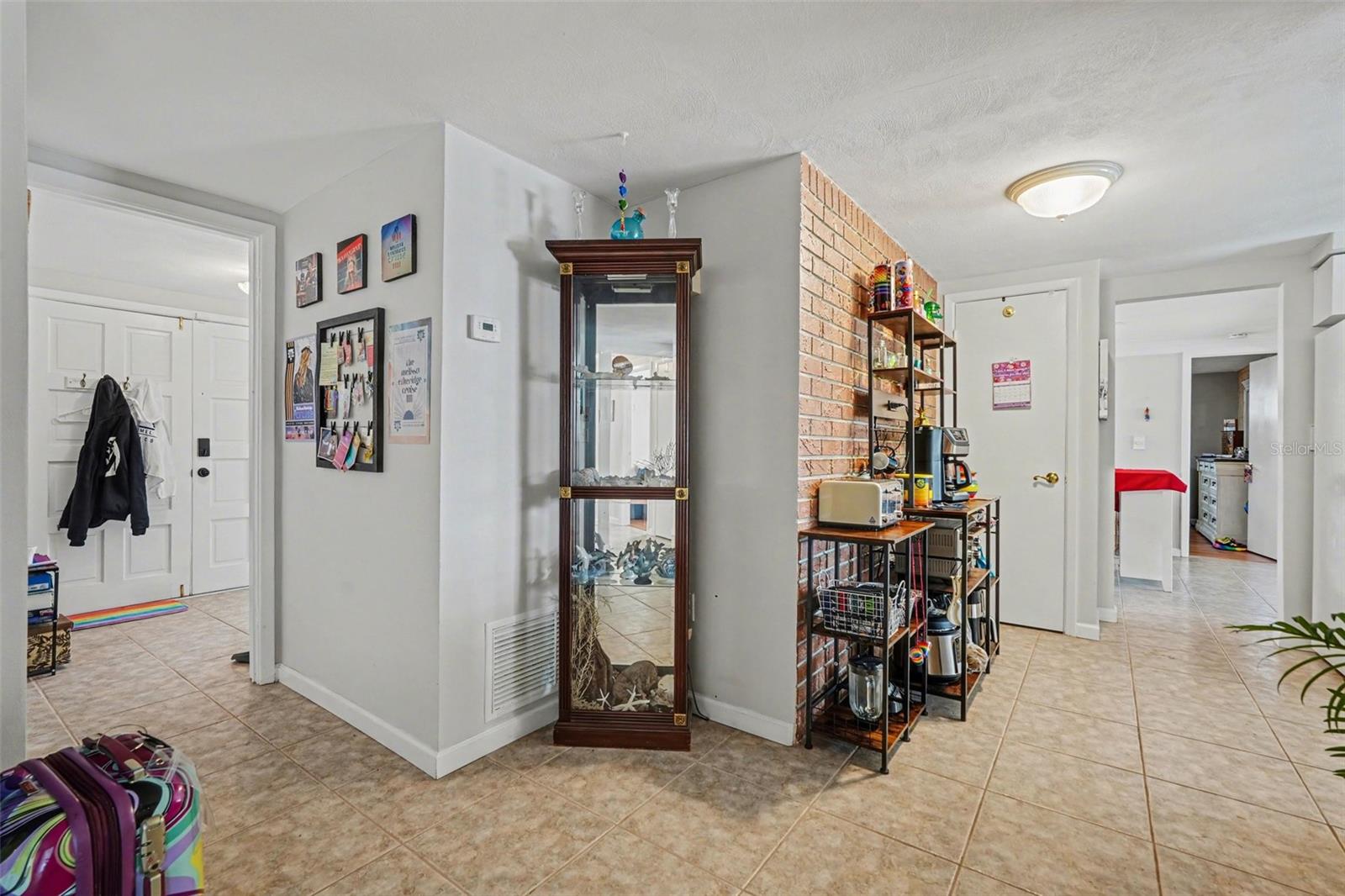 Image 9 of 19 For 12511 Stone House Loop