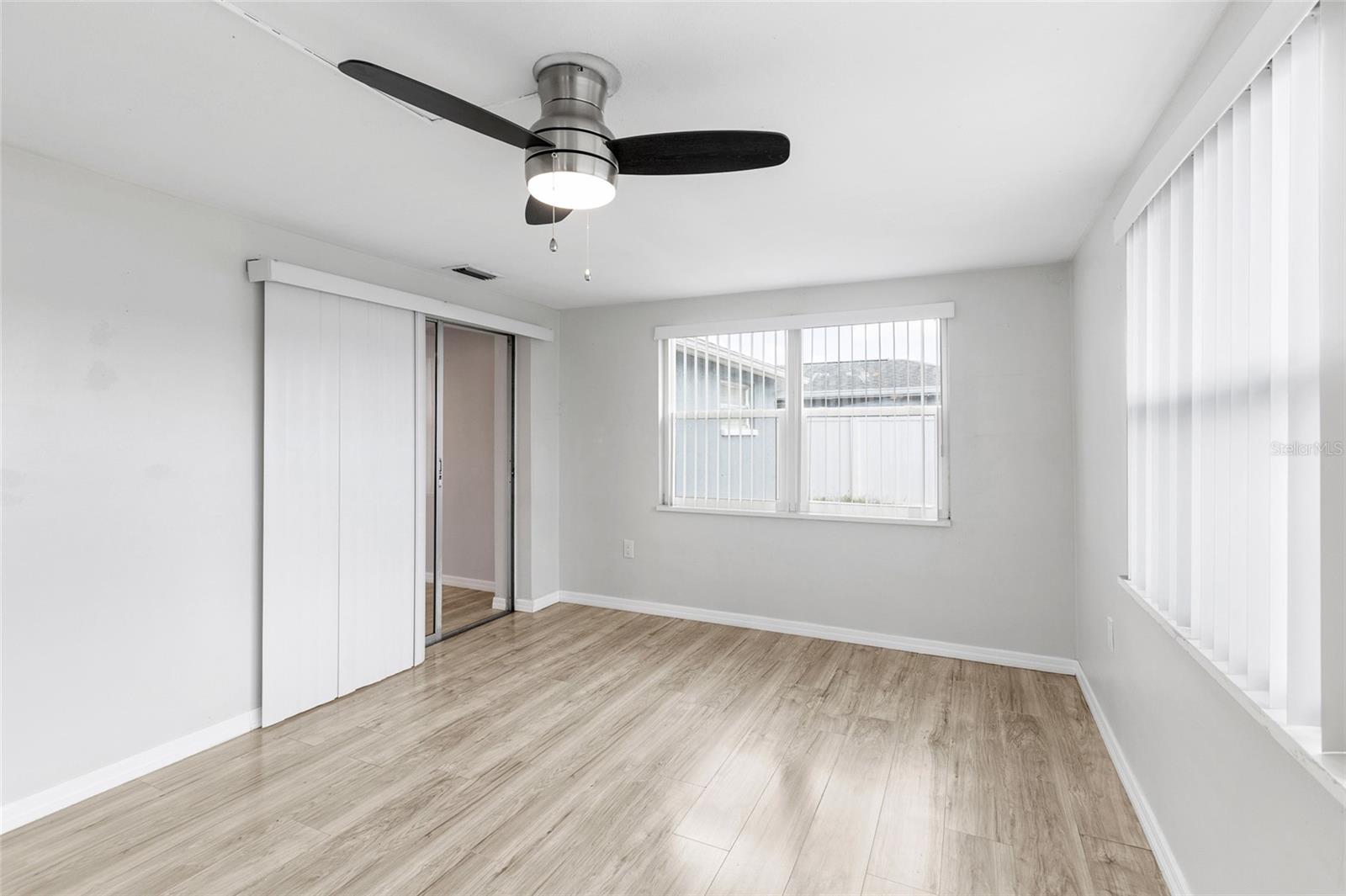 Image 11 of 24 For 5648 Saren Drive