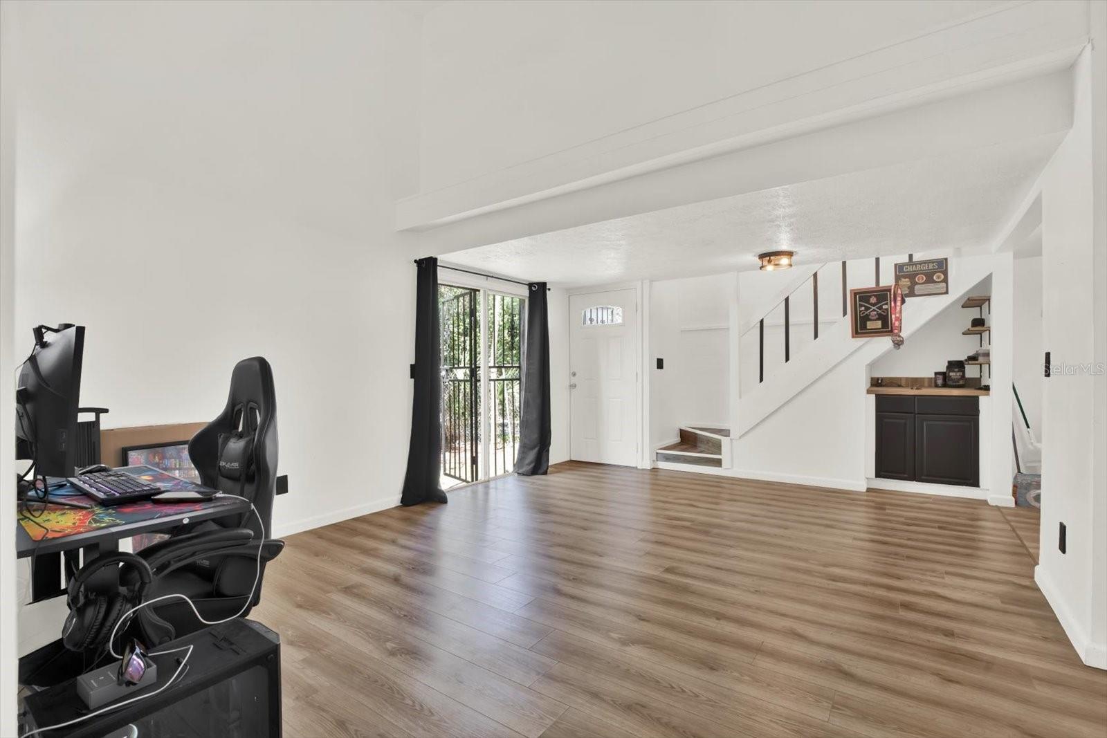 Image 4 of 24 For 8606 Semmes Street A