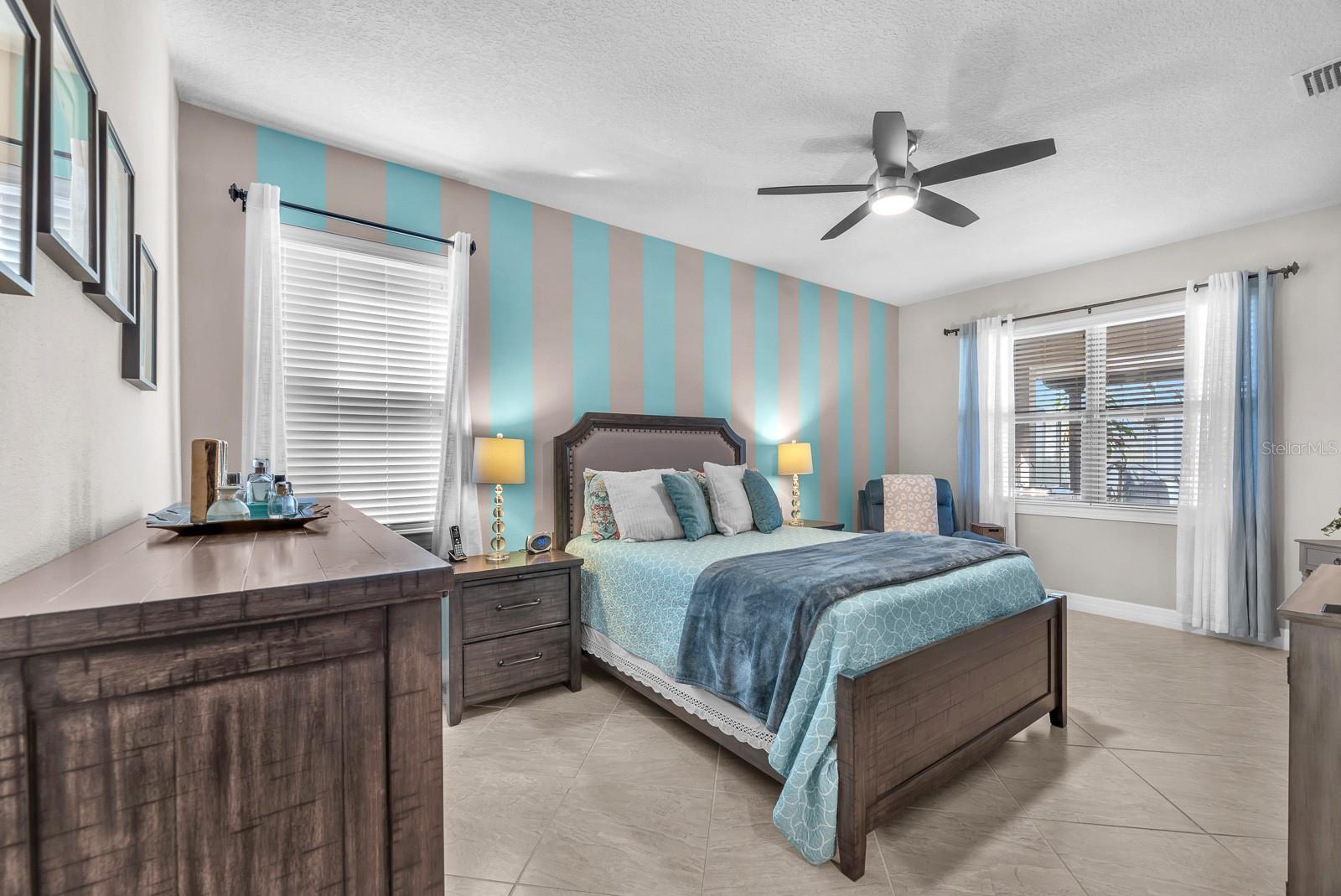 Image 25 of 59 For 10407 Tree Skylark Place