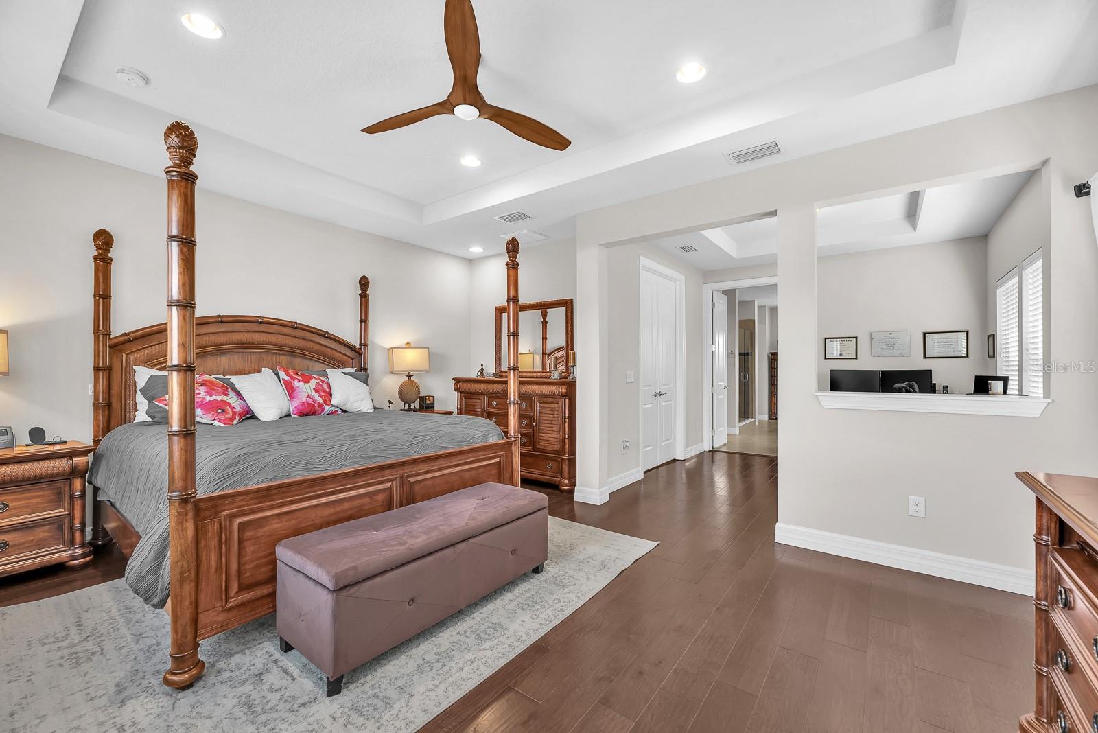 Image 31 of 59 For 10407 Tree Skylark Place