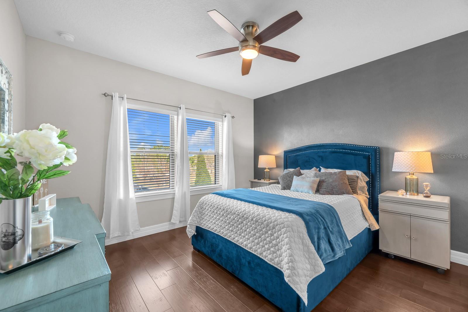 Image 36 of 59 For 10407 Tree Skylark Place