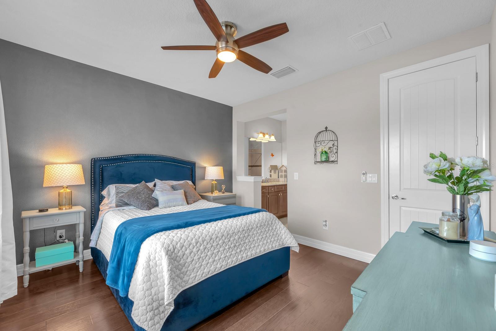 Image 37 of 59 For 10407 Tree Skylark Place