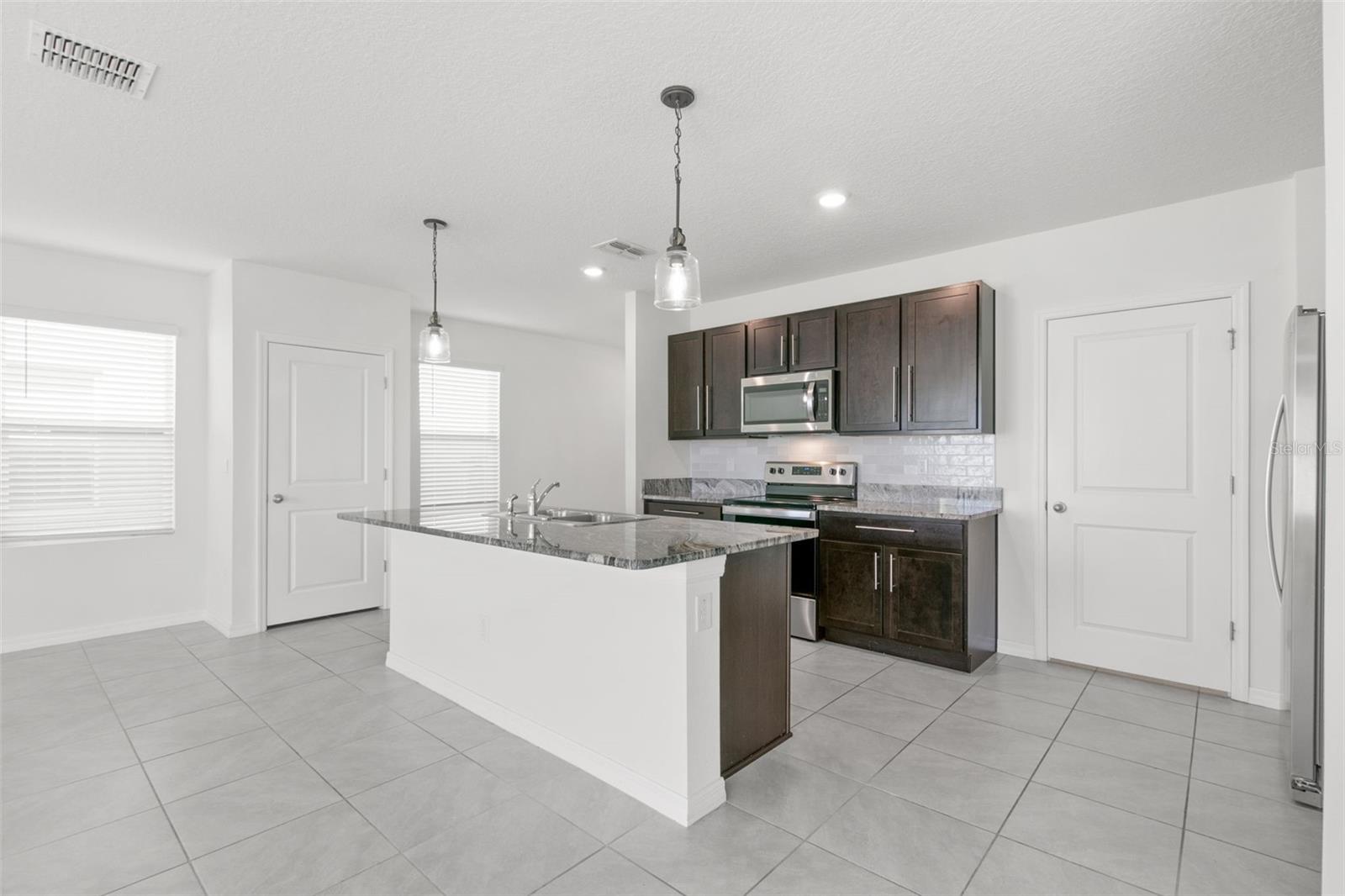 Image 13 of 32 For 5495 Warrington Town Path