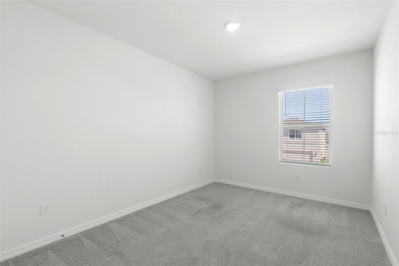 Image 4 of 32 For 5495 Warrington Town Path