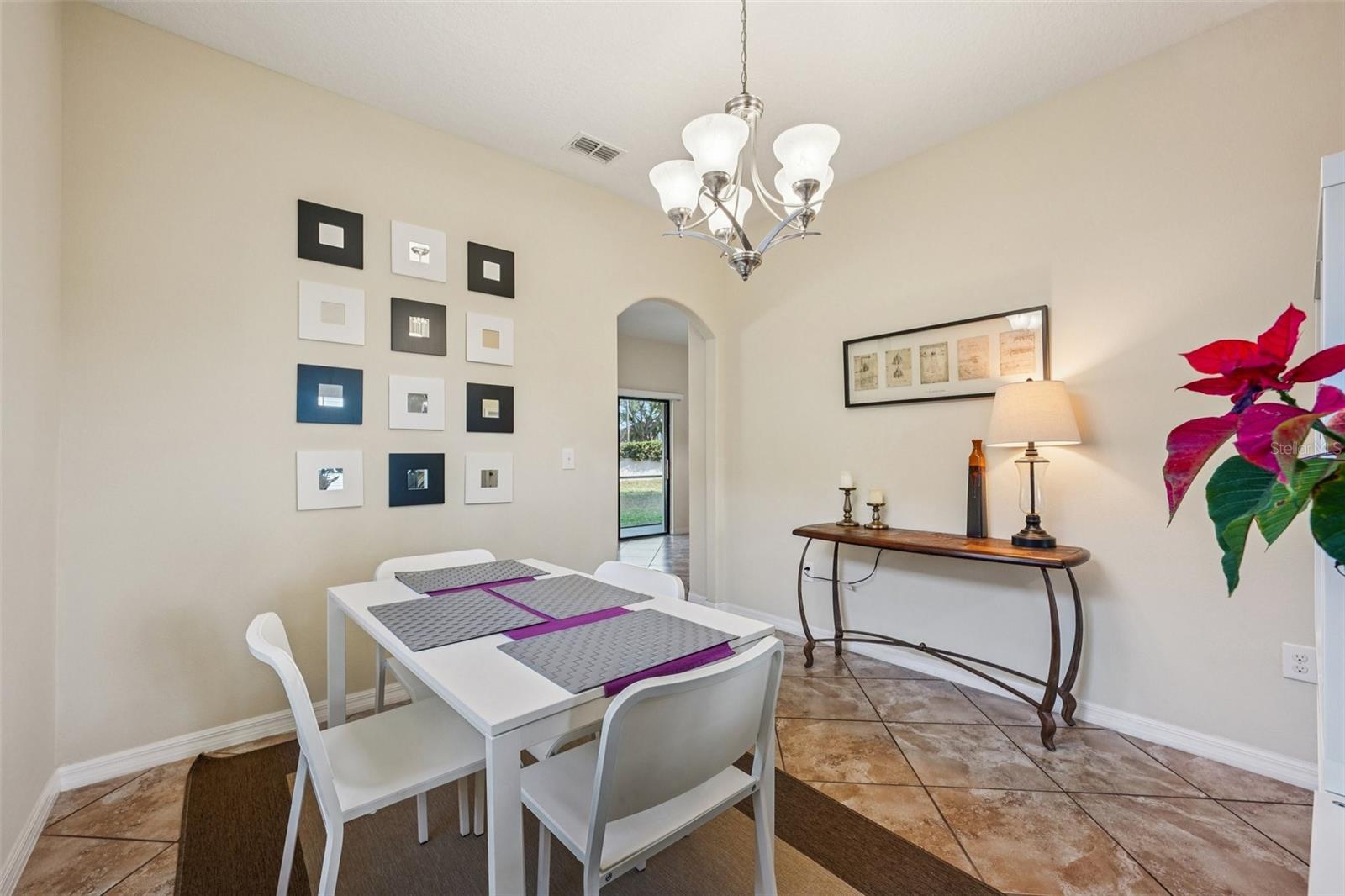 Image 12 of 42 For 10914 Whitecap Drive