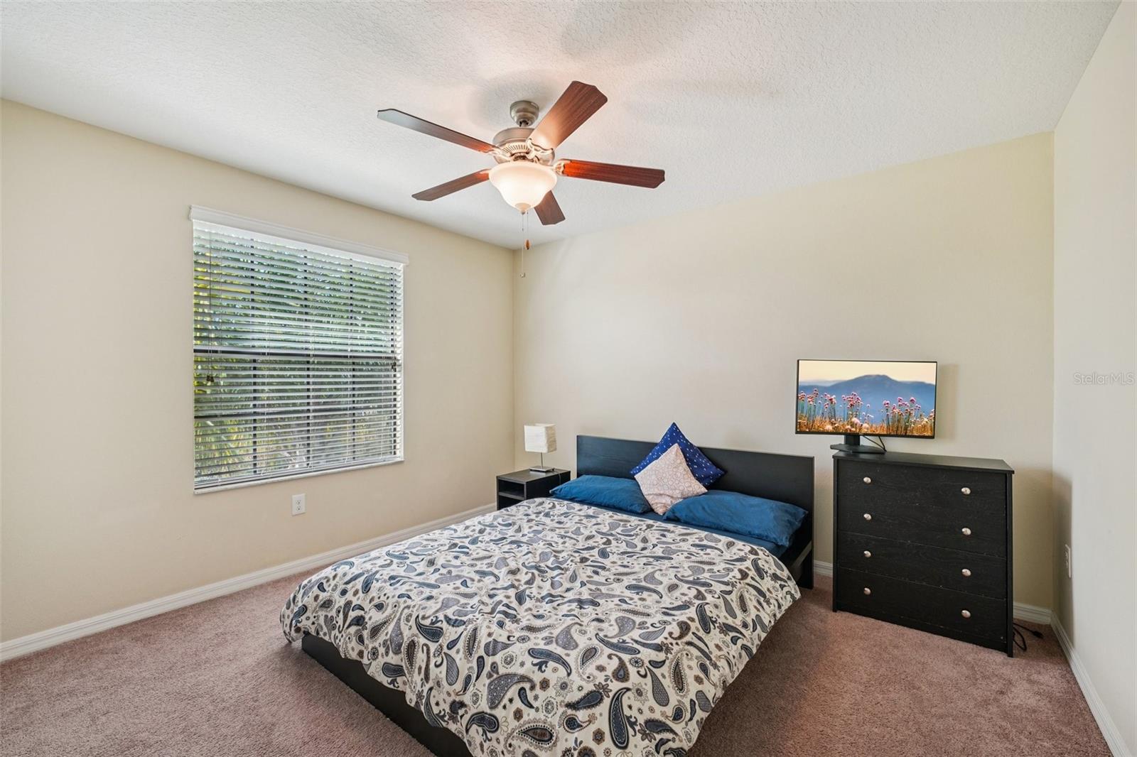 Image 21 of 42 For 10914 Whitecap Drive