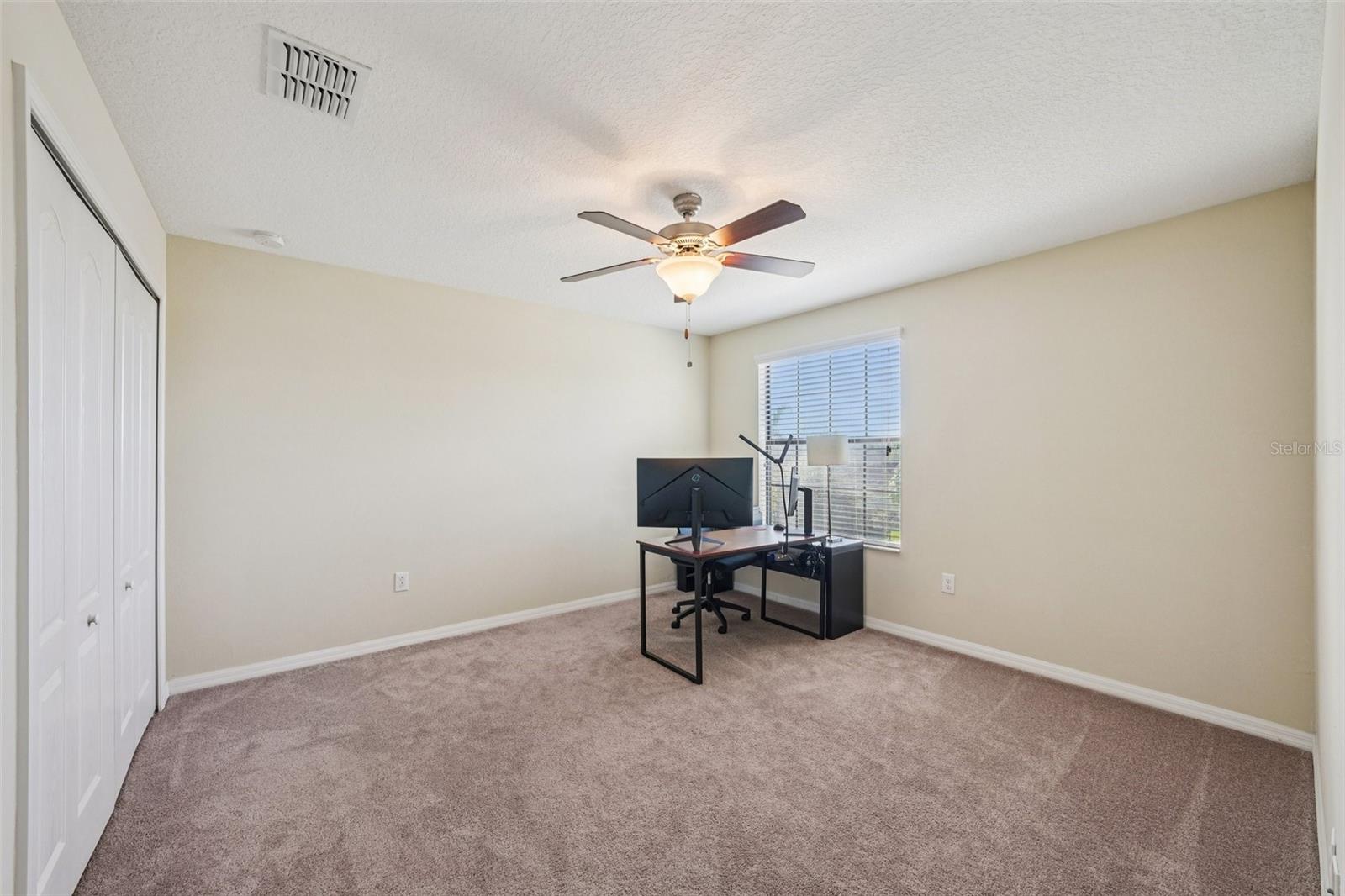 Image 23 of 42 For 10914 Whitecap Drive