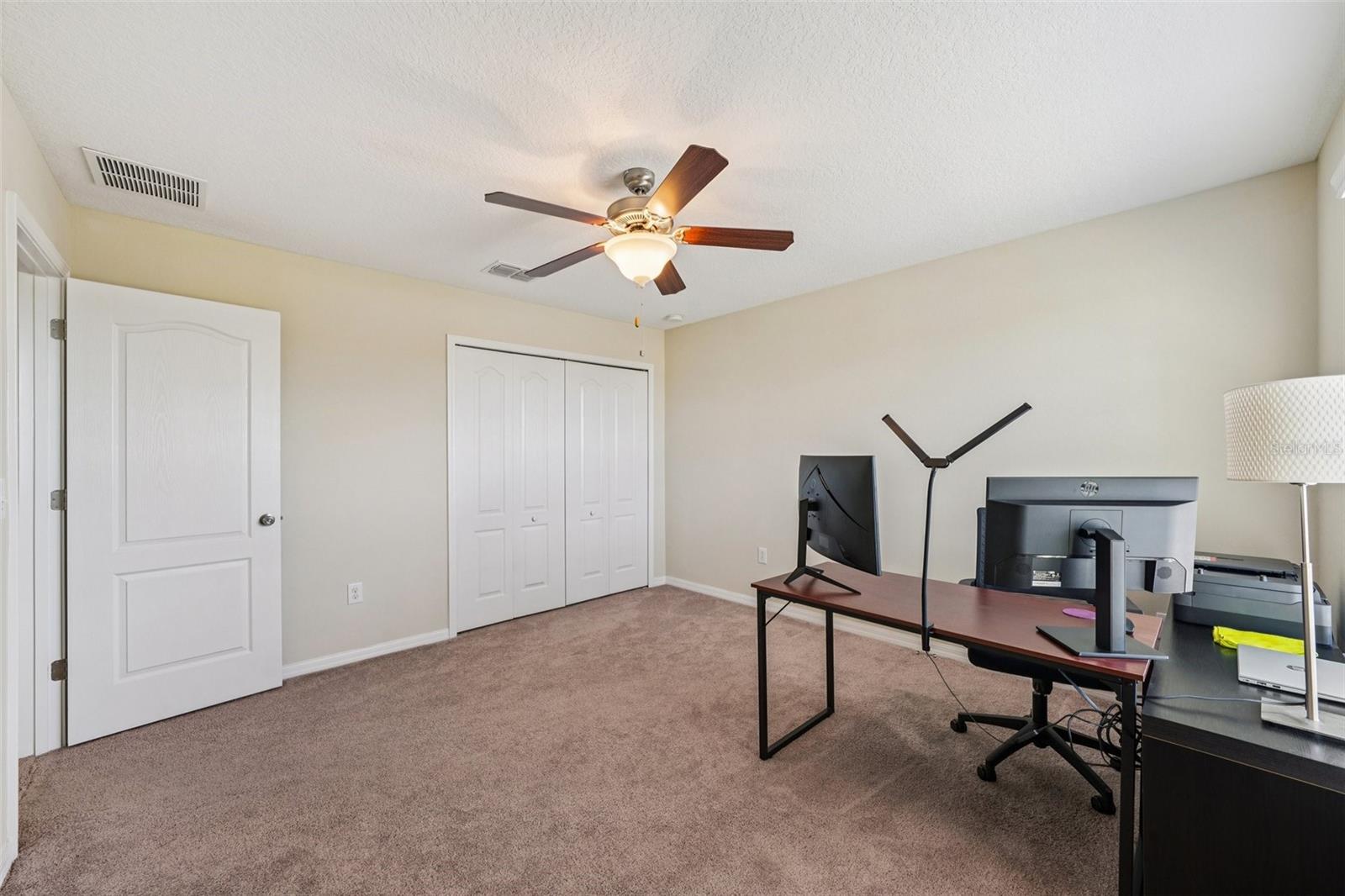 Image 24 of 42 For 10914 Whitecap Drive