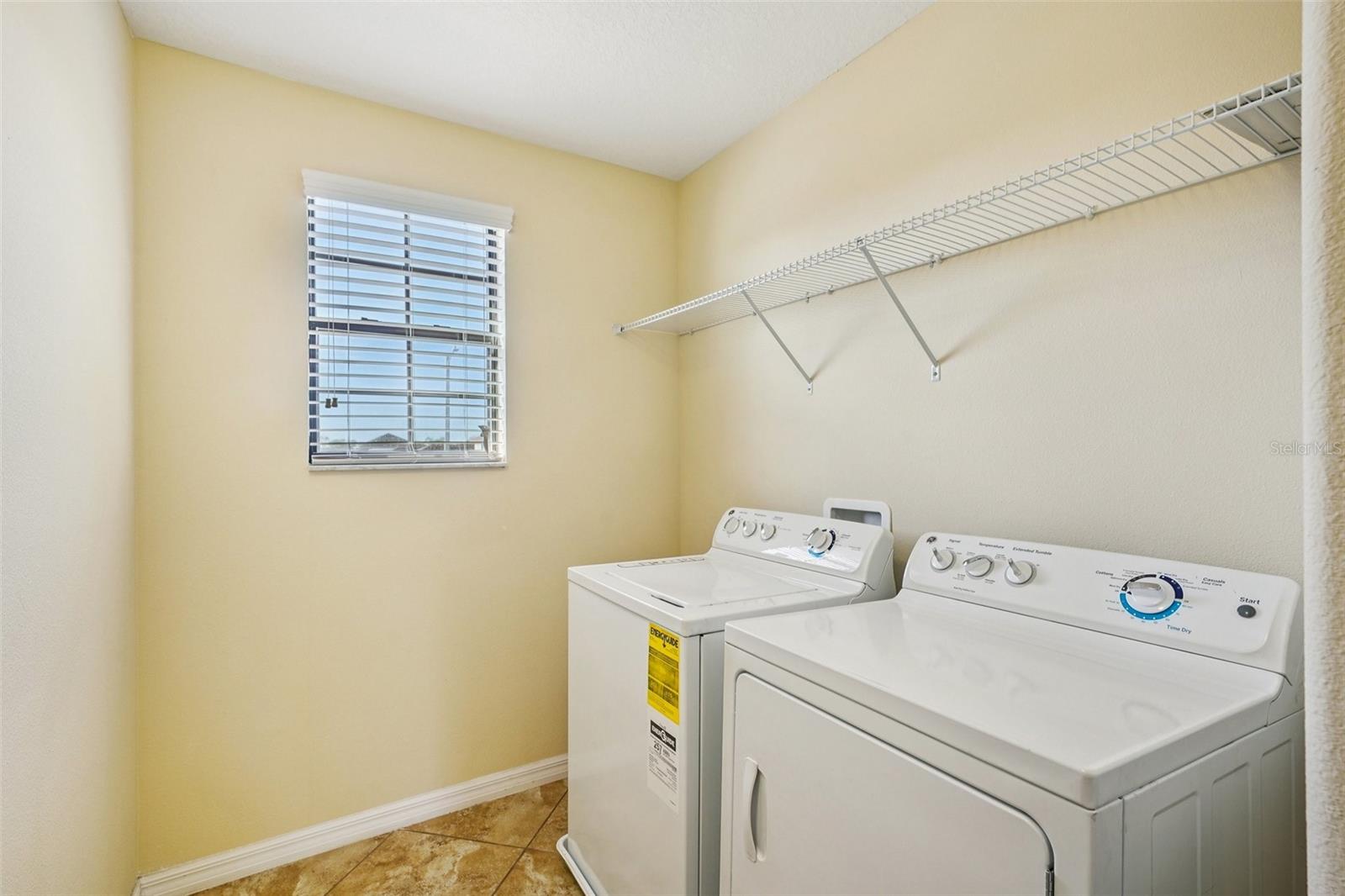 Image 26 of 42 For 10914 Whitecap Drive