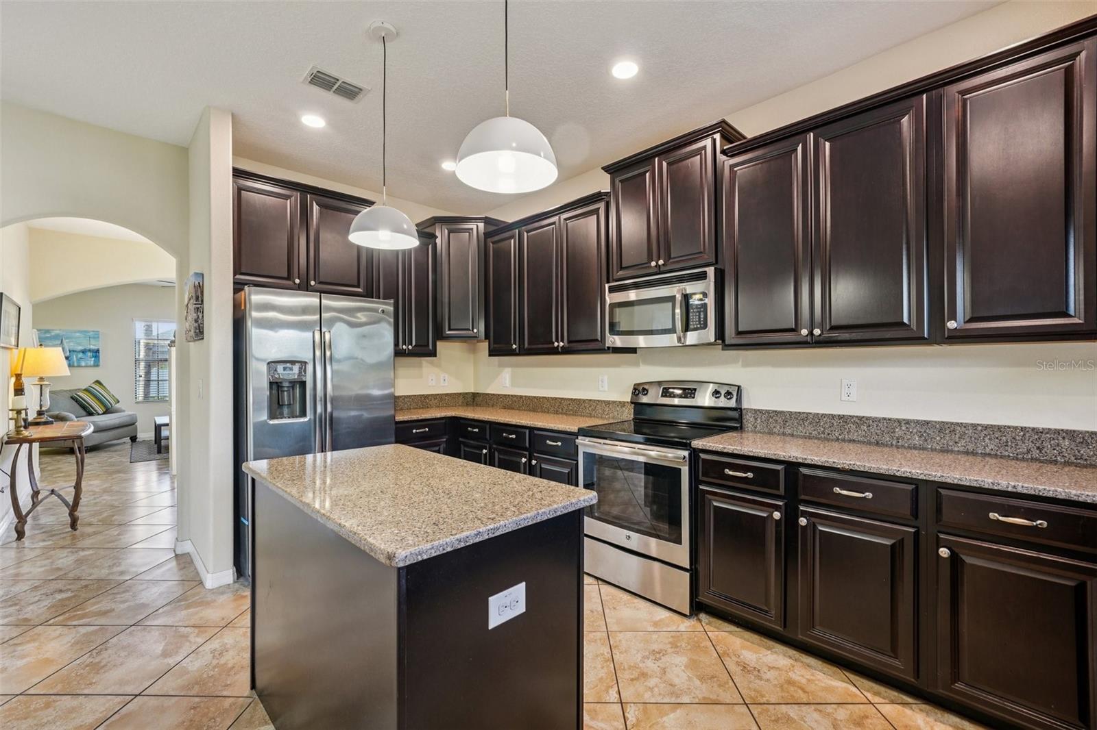 Image 9 of 42 For 10914 Whitecap Drive