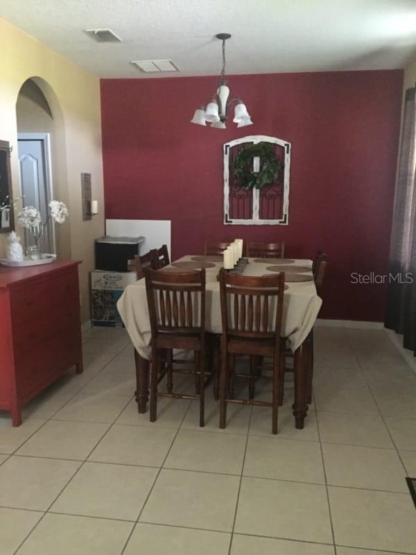 Image 3 of 5 For 2364 Victoria Falls Drive