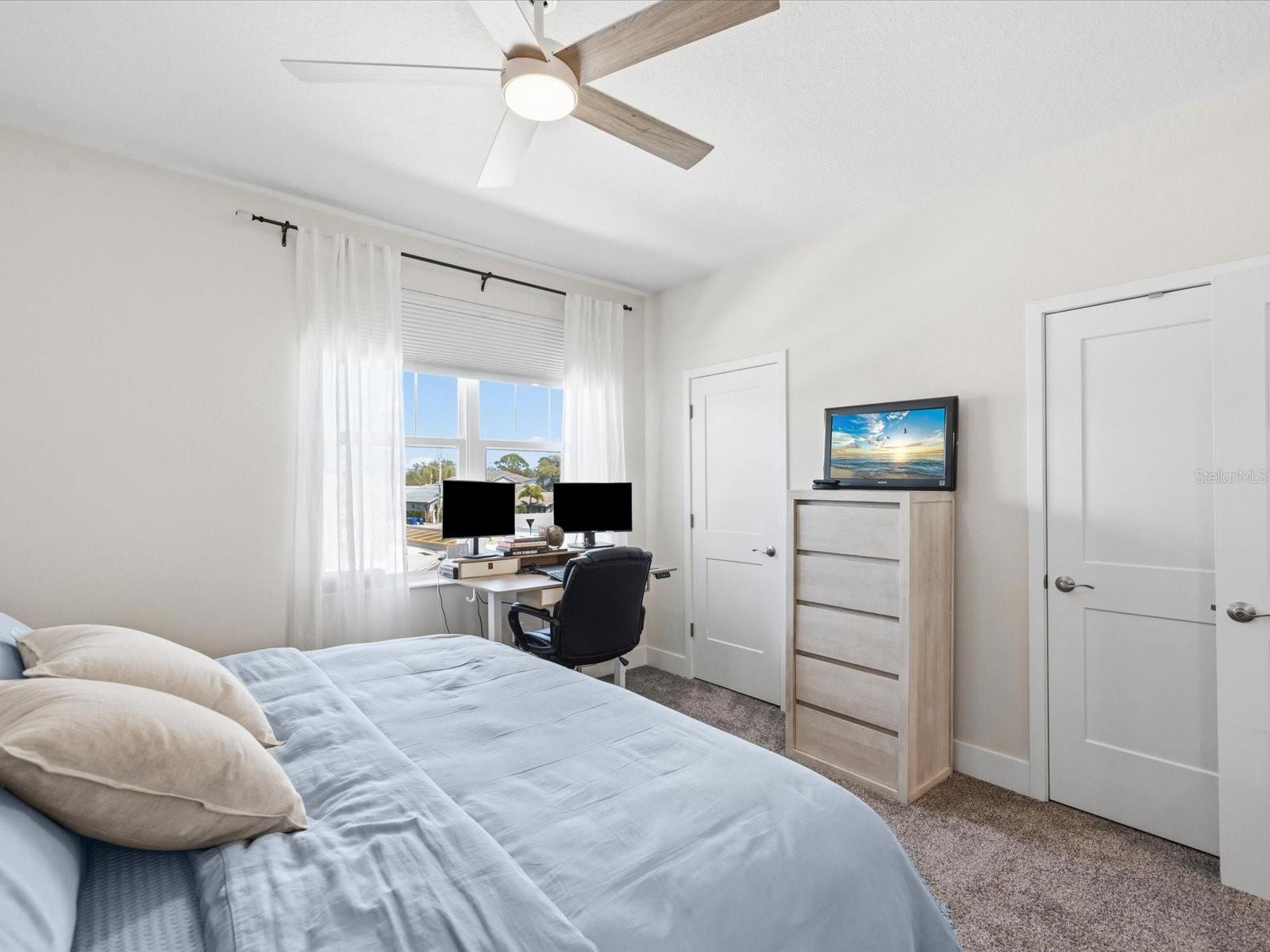 Image 26 of 82 For 418 Finn Way