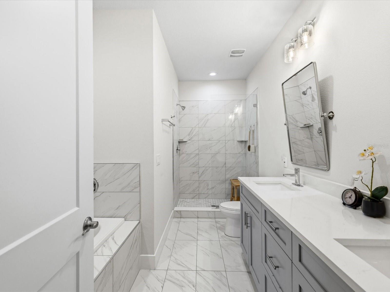 Image 28 of 82 For 418 Finn Way