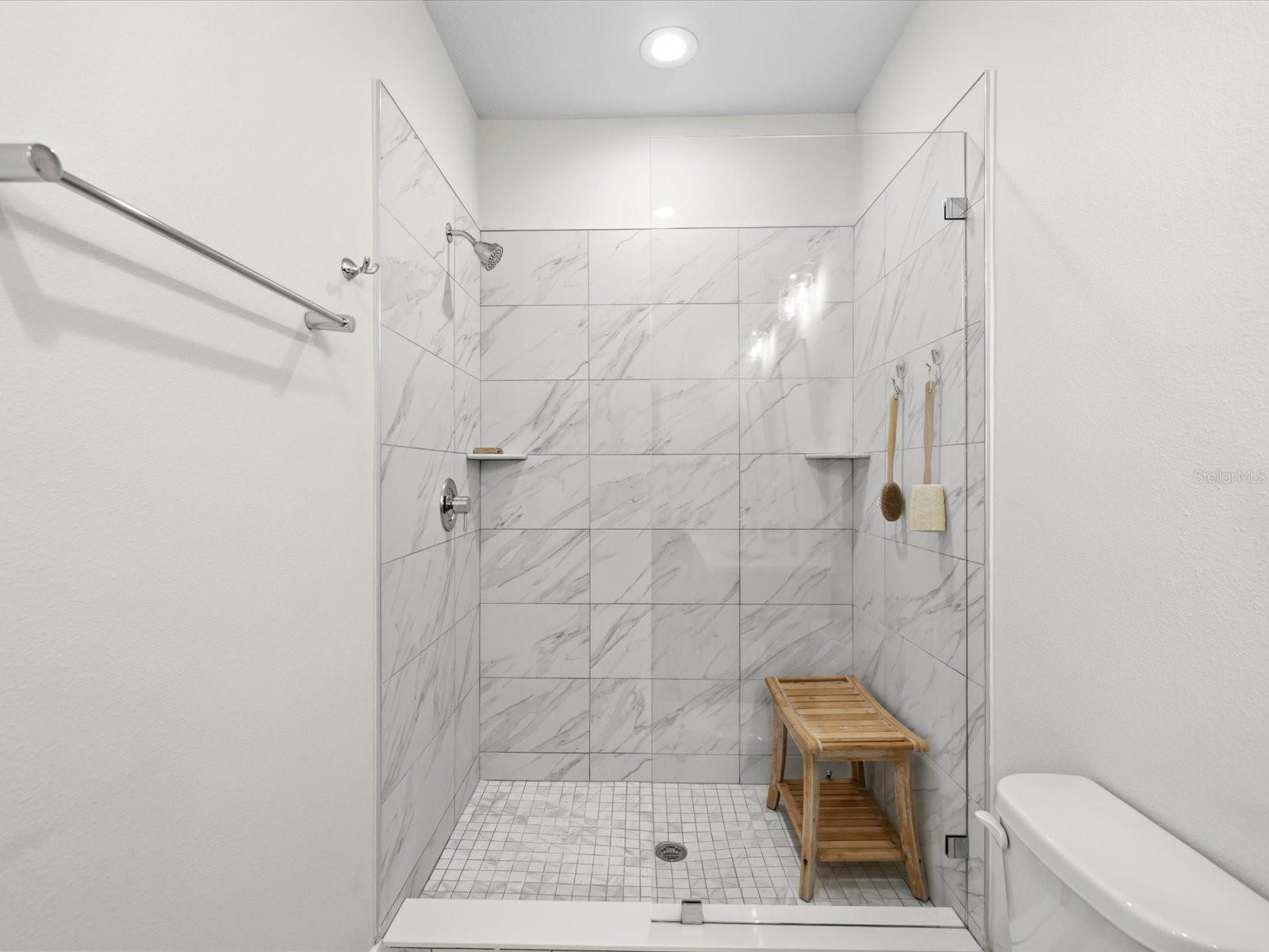 Image 29 of 82 For 418 Finn Way