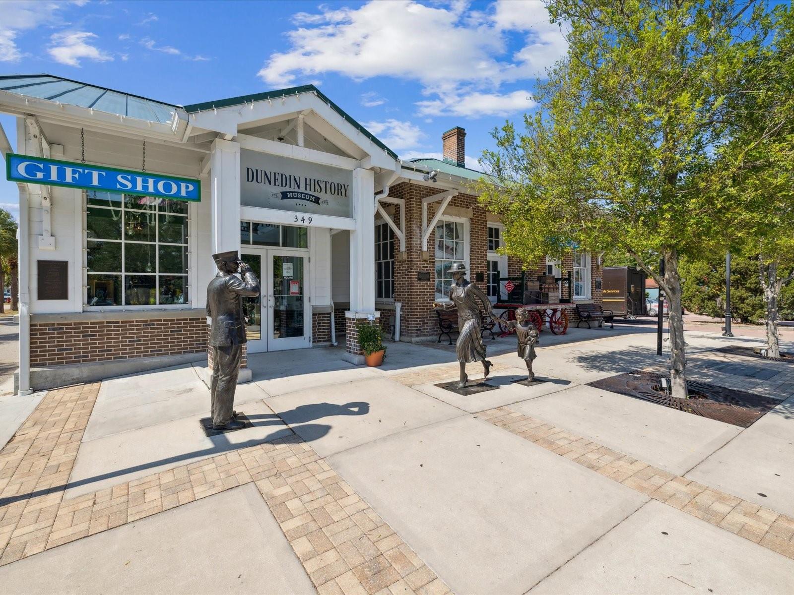 Image 71 of 82 For 418 Finn Way