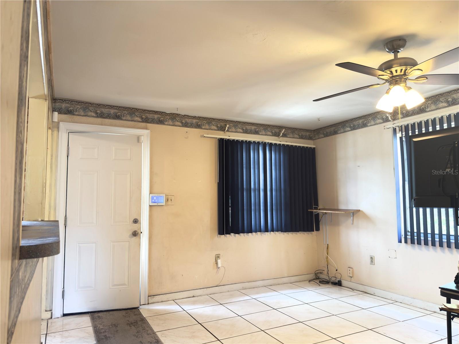 Image 9 of 11 For 4103 Hanna Avenue