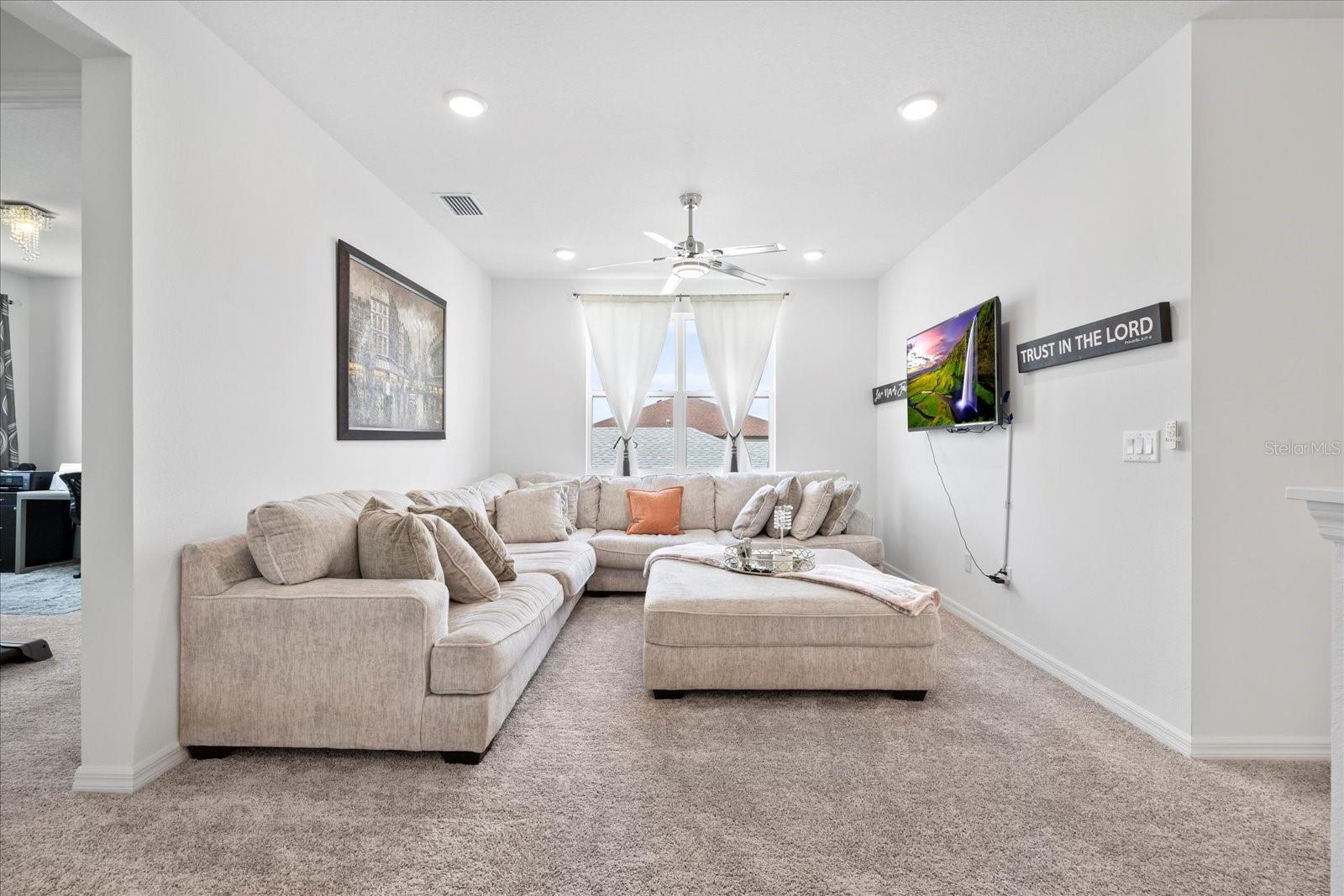 Image 24 of 45 For 12195 Stirrup Drive