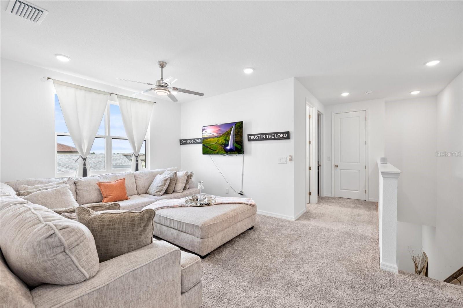 Image 25 of 45 For 12195 Stirrup Drive