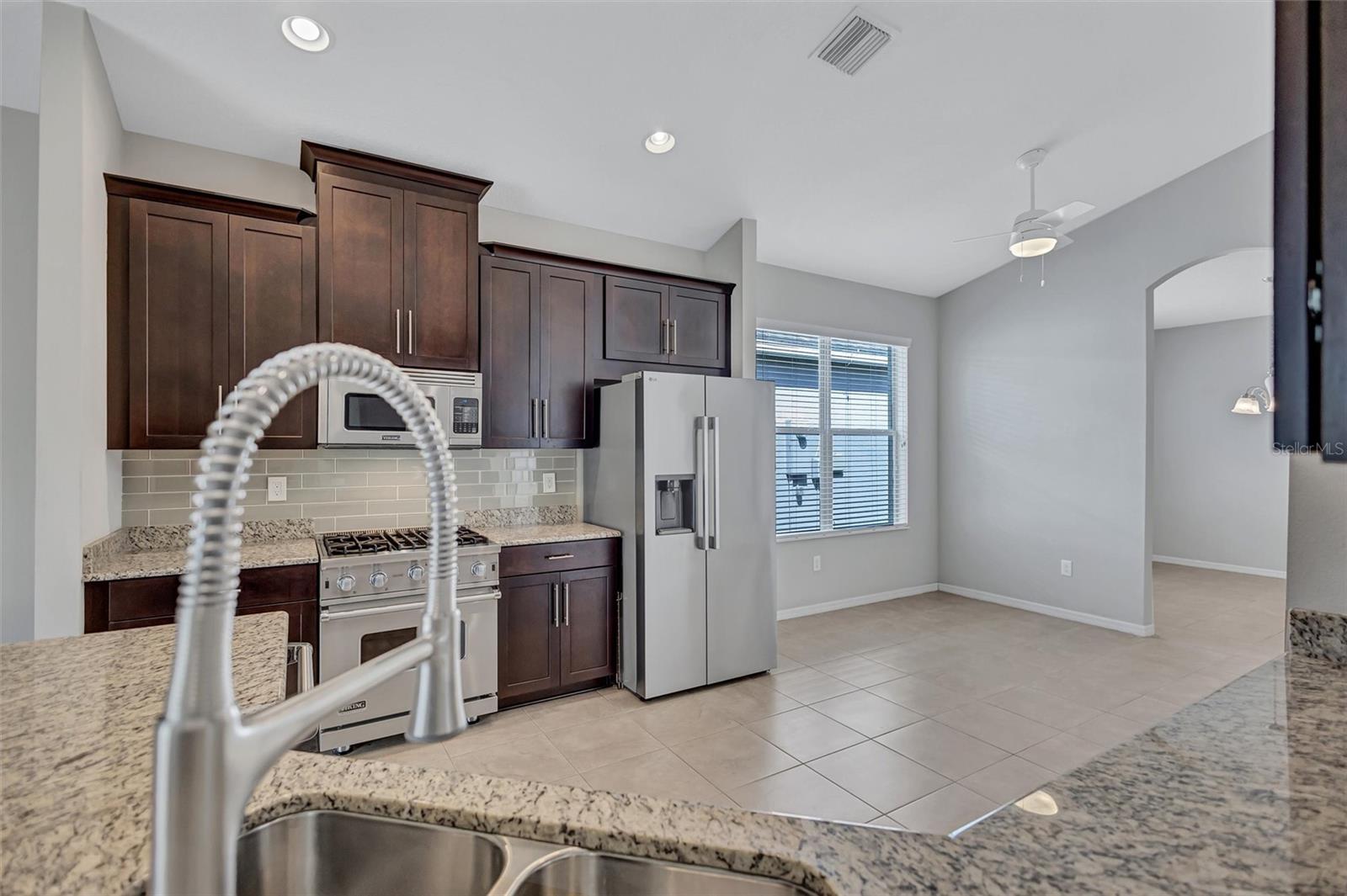 Image 21 of 49 For 11431 Coventry Grove Circle