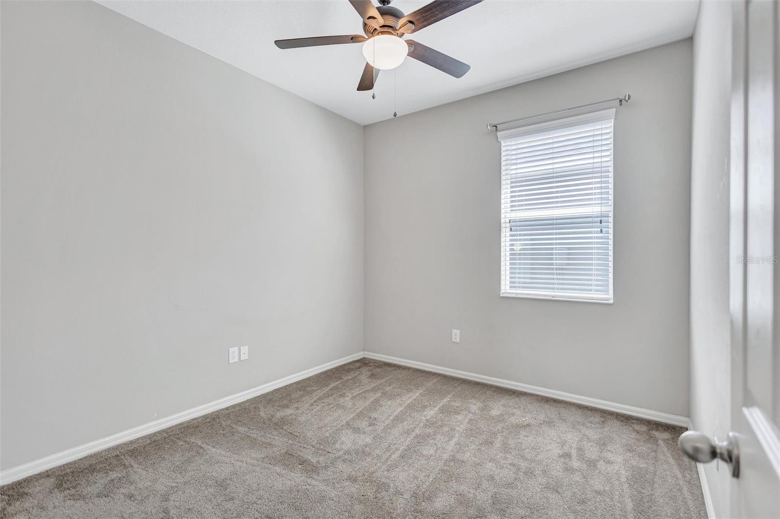 Image 27 of 49 For 11431 Coventry Grove Circle