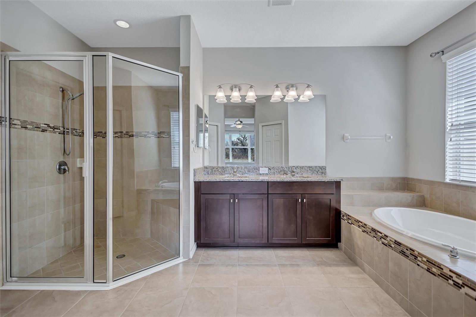 Image 31 of 49 For 11431 Coventry Grove Circle