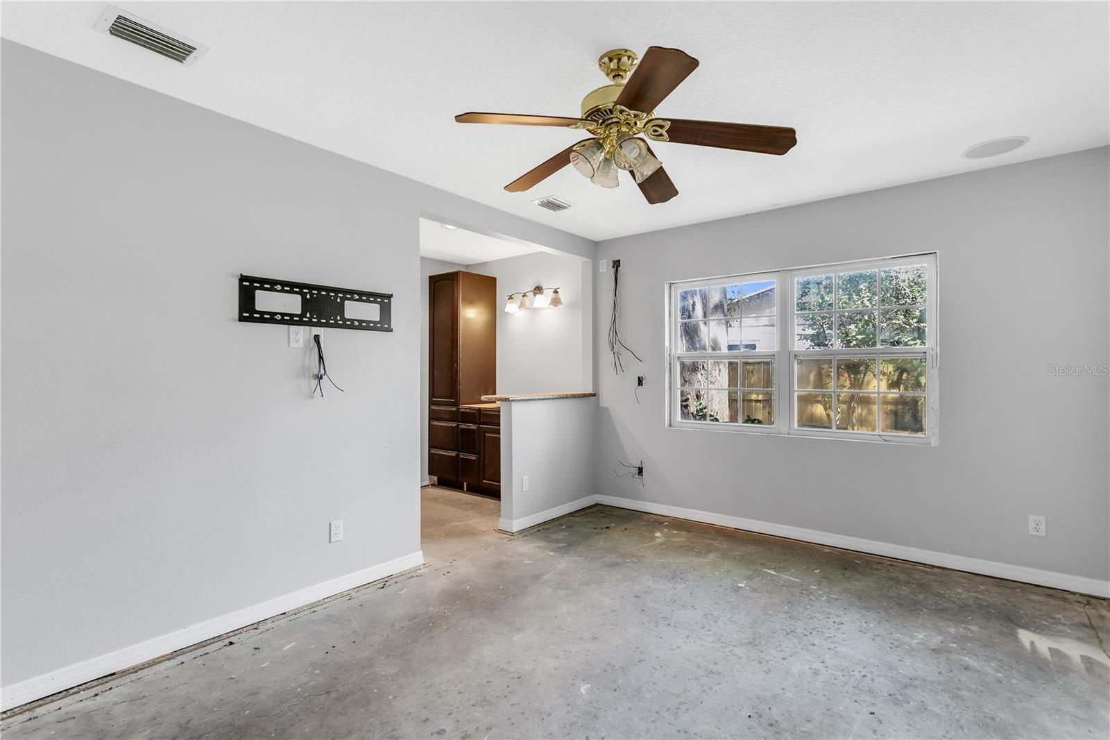 Image 19 of 49 For 6734 Twelve Oaks Boulevard