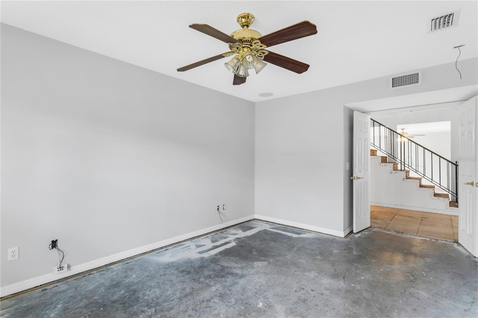 Image 20 of 49 For 6734 Twelve Oaks Boulevard