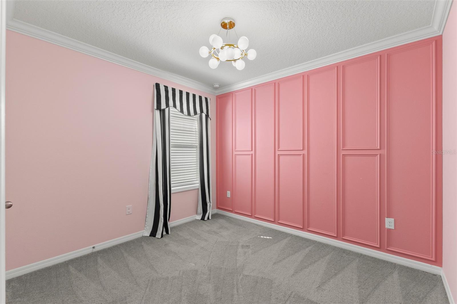 Image 20 of 25 For 31130 Penny Surf Loop