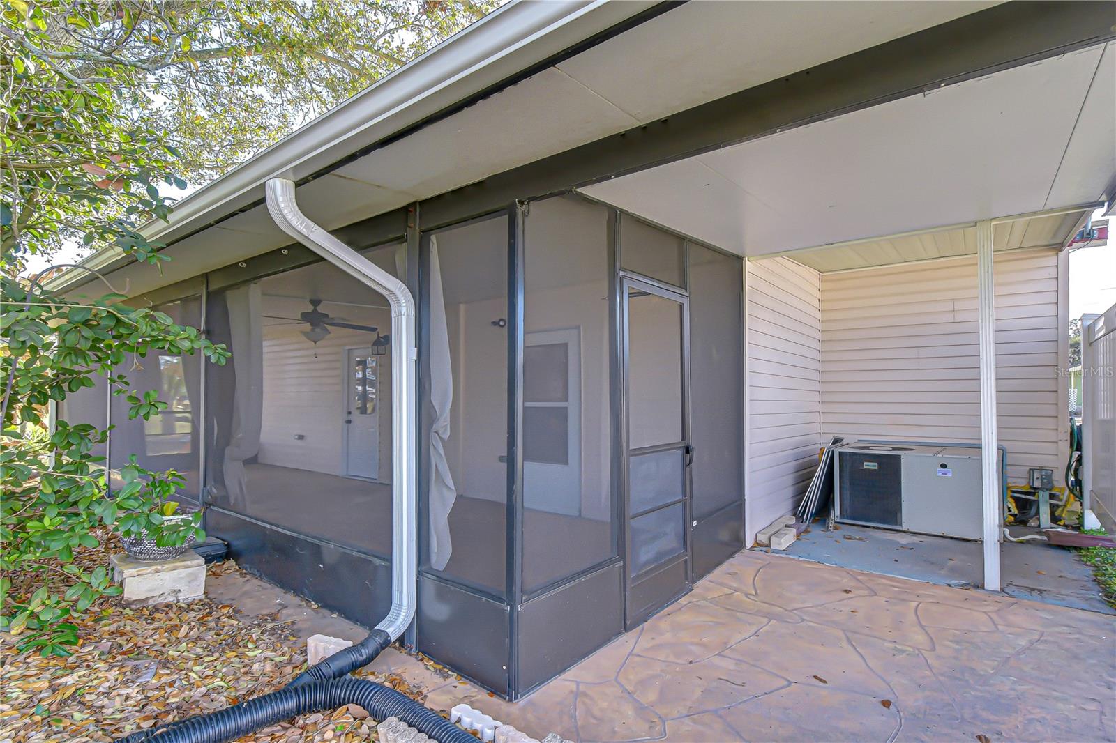 Image 15 of 66 For 5438 Antigua Drive