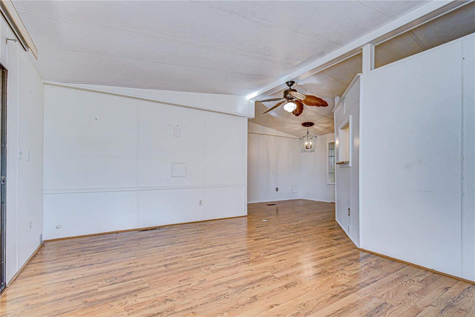 Image 28 of 66 For 5438 Antigua Drive