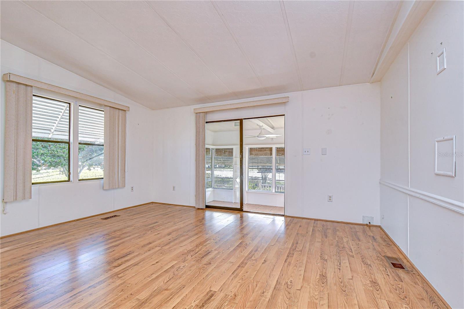 Image 30 of 66 For 5438 Antigua Drive