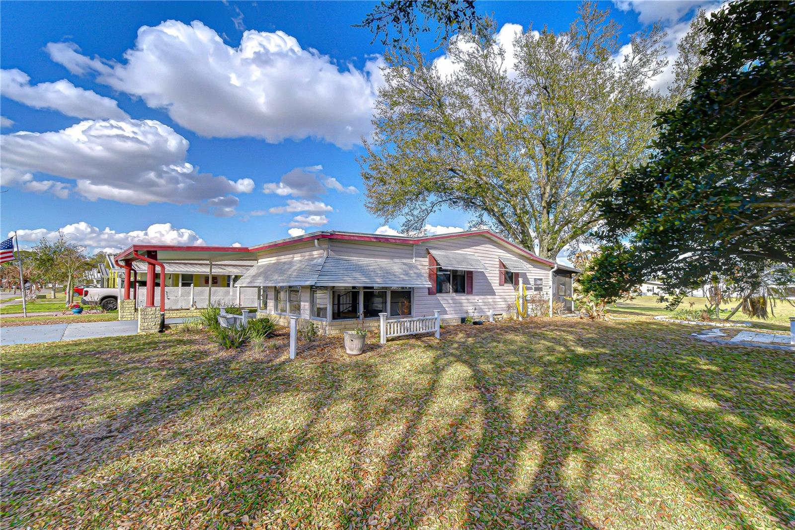 Image 8 of 66 For 5438 Antigua Drive