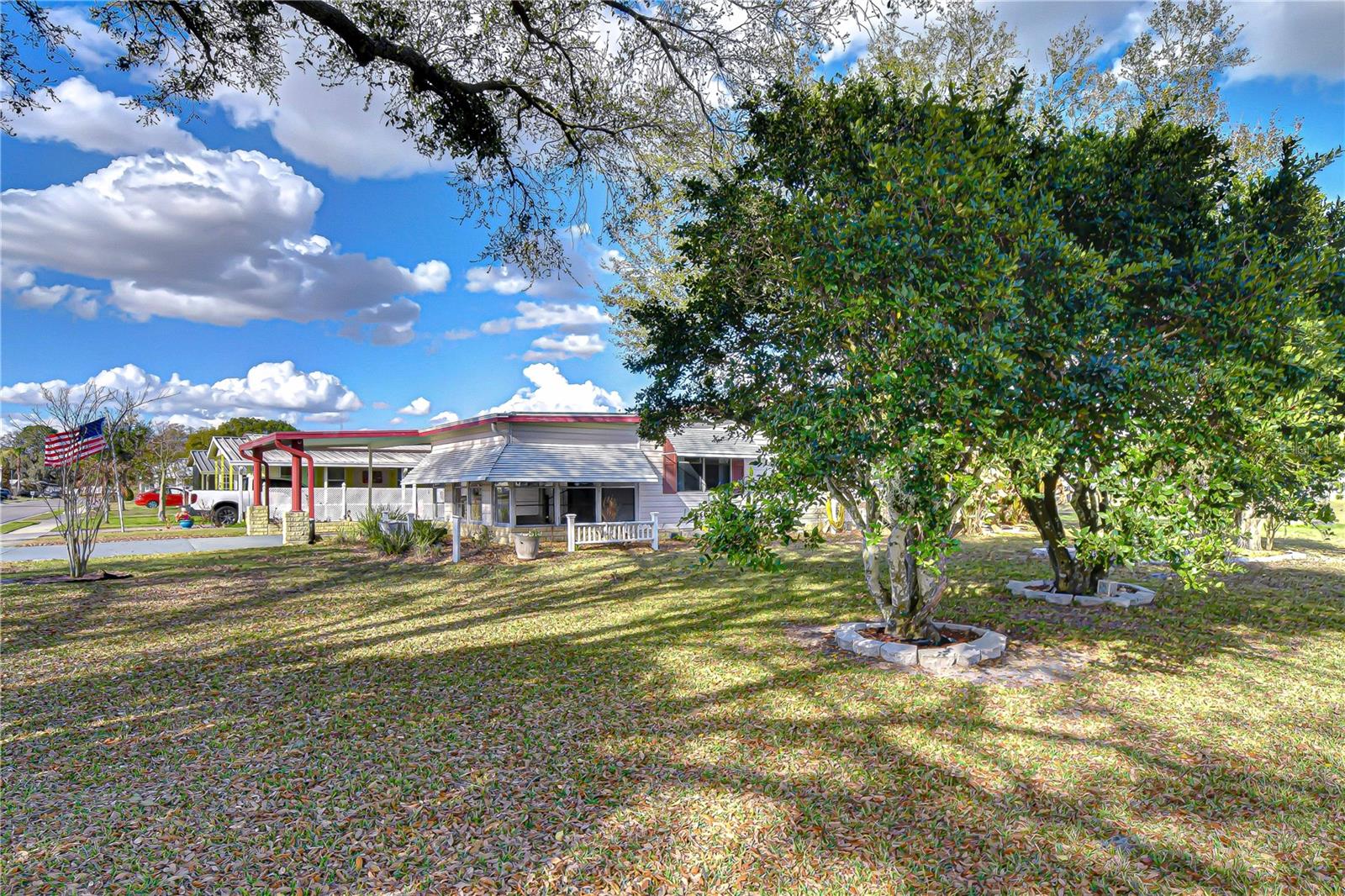 Image 9 of 66 For 5438 Antigua Drive