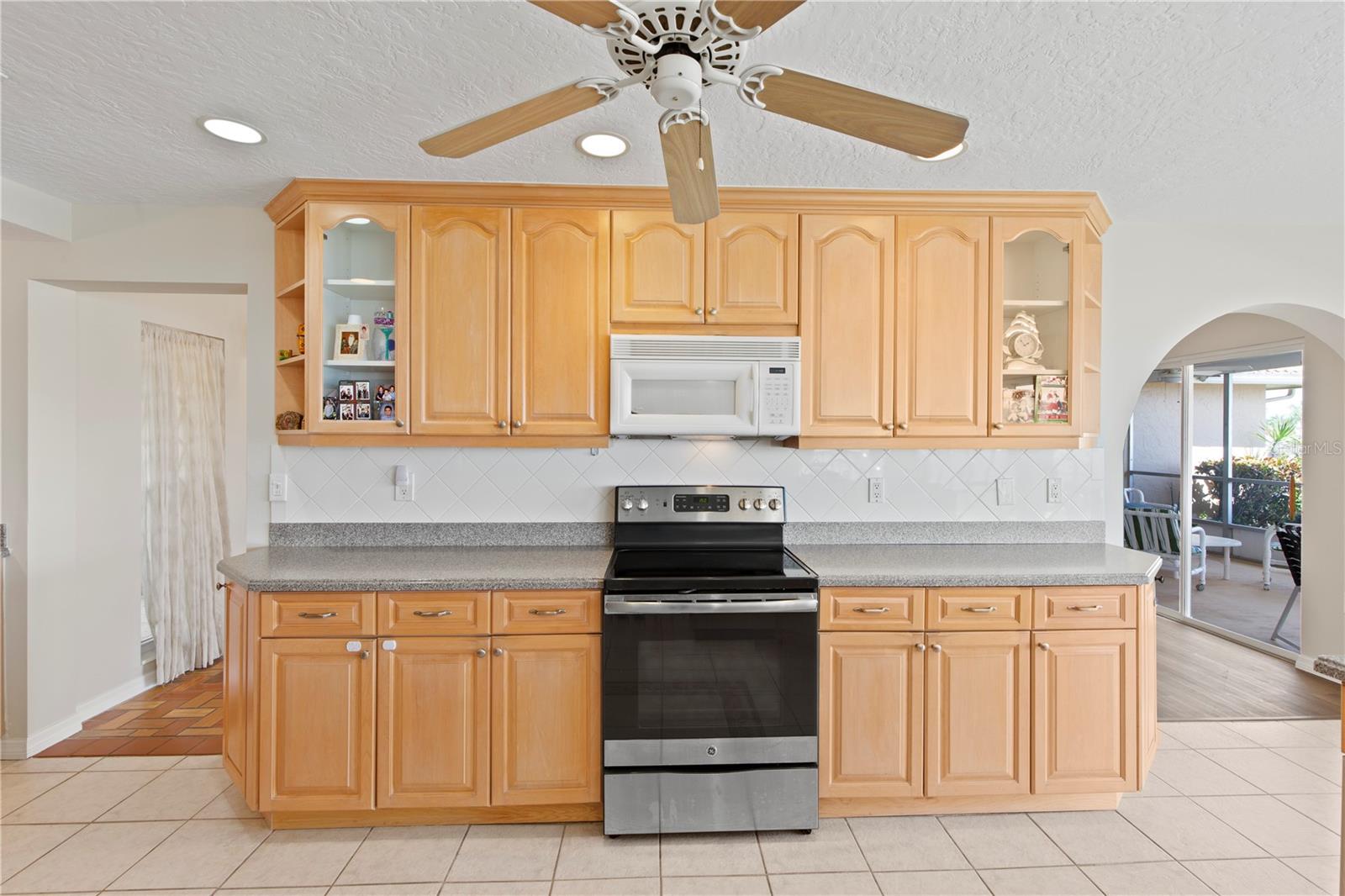 Image 12 of 69 For 4964 South Shore Drive