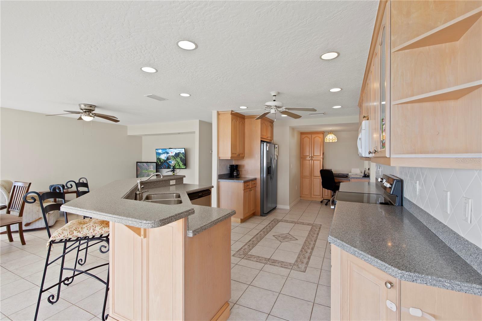 Image 13 of 69 For 4964 South Shore Drive