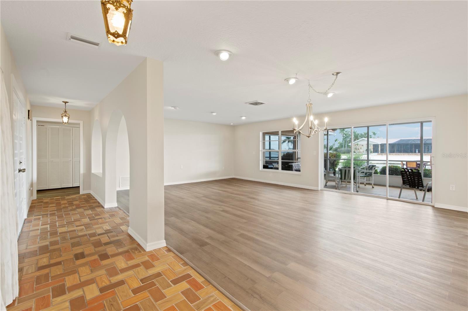 Image 22 of 69 For 4964 South Shore Drive