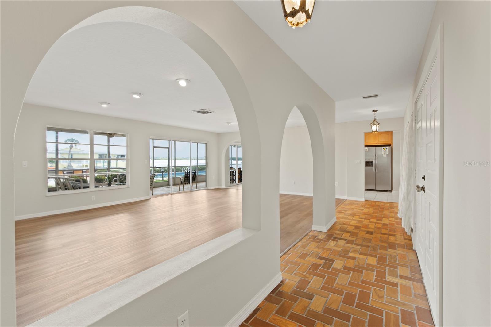 Image 23 of 69 For 4964 South Shore Drive