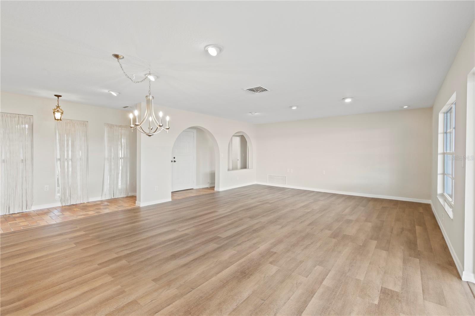 Image 26 of 69 For 4964 South Shore Drive