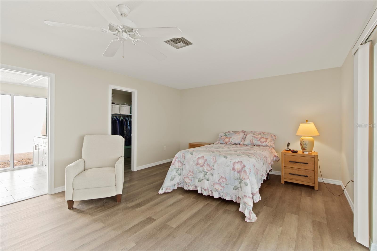 Image 30 of 69 For 4964 South Shore Drive