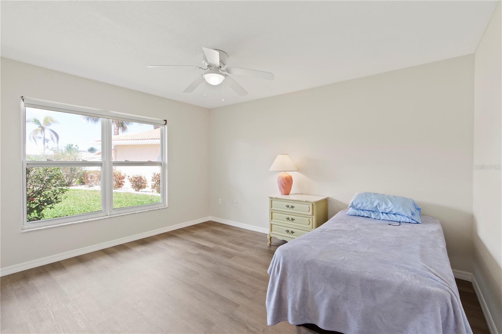 Image 36 of 69 For 4964 South Shore Drive