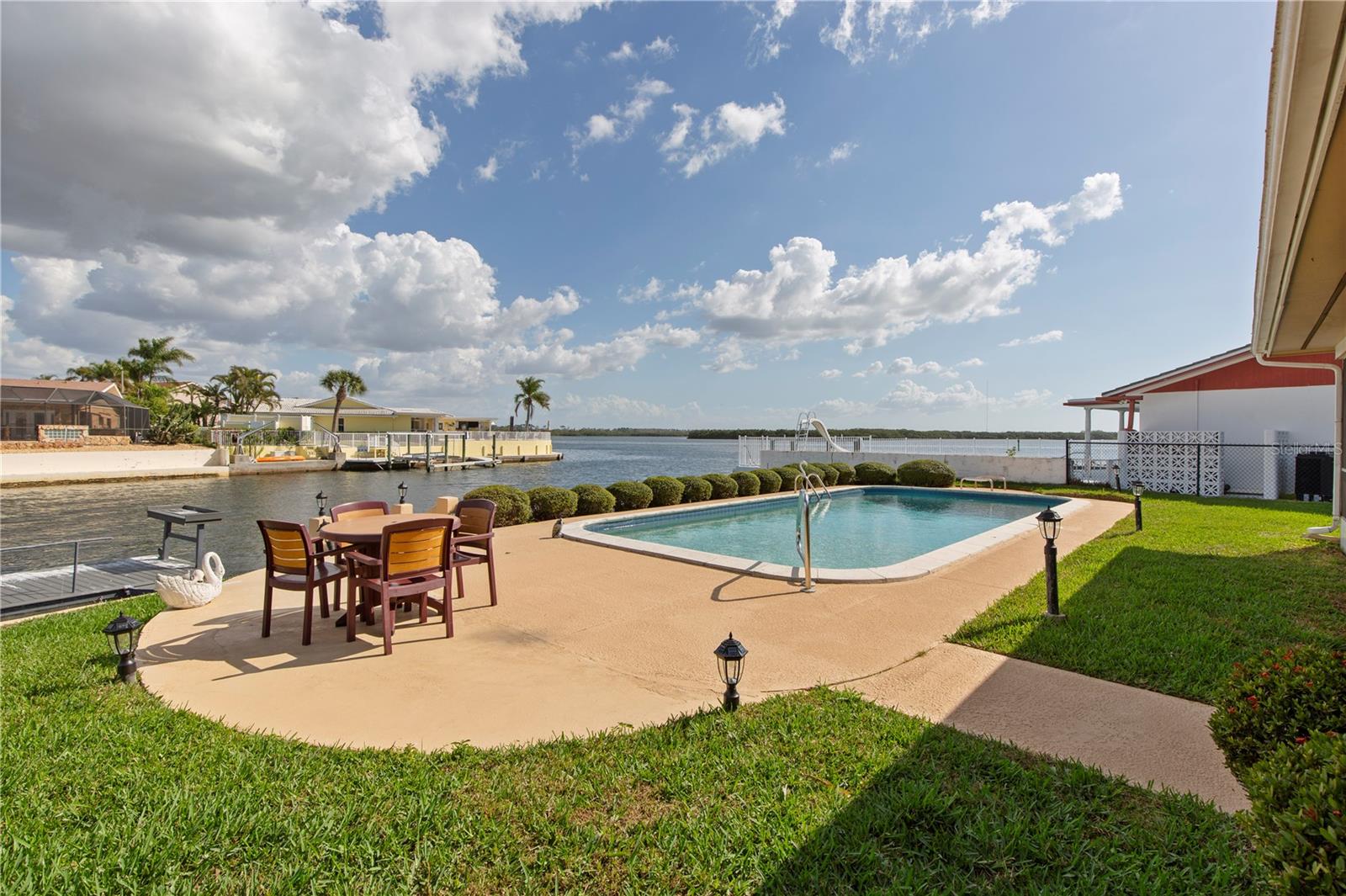 Image 44 of 69 For 4964 South Shore Drive