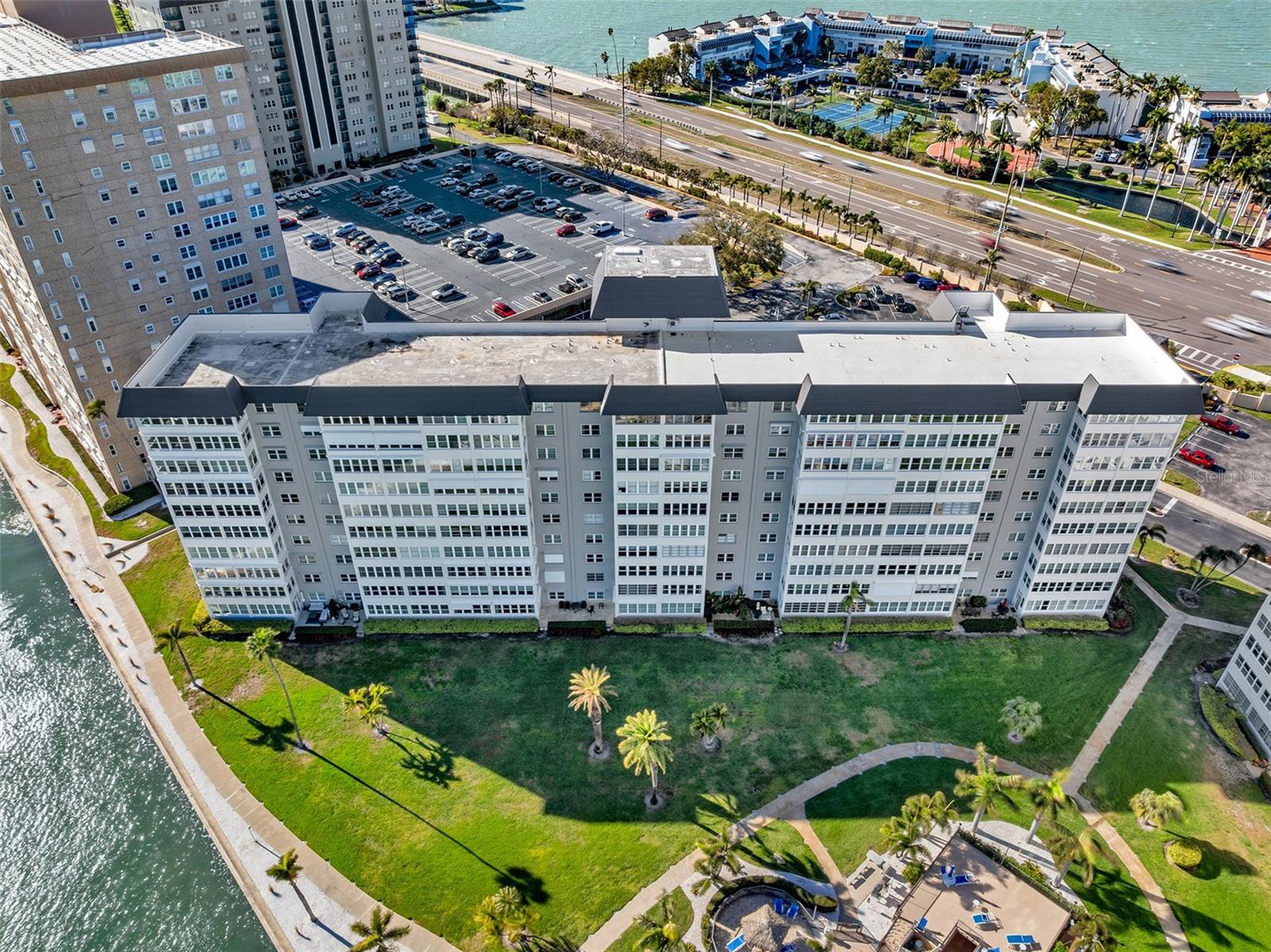 Image 18 of 23 For 5130 Brittany Drive S 507