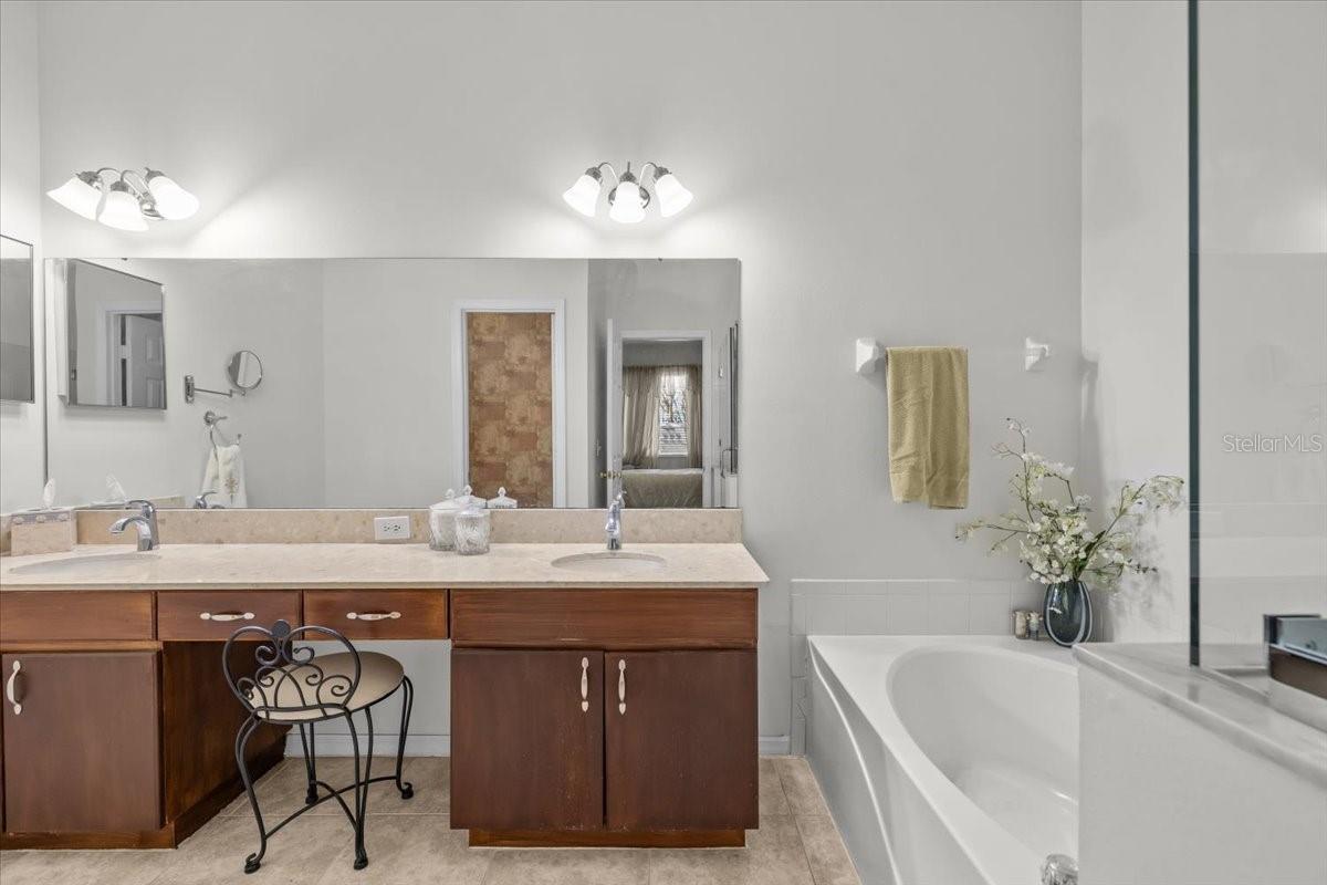 Image 23 of 34 For 30115 Emmetts Court