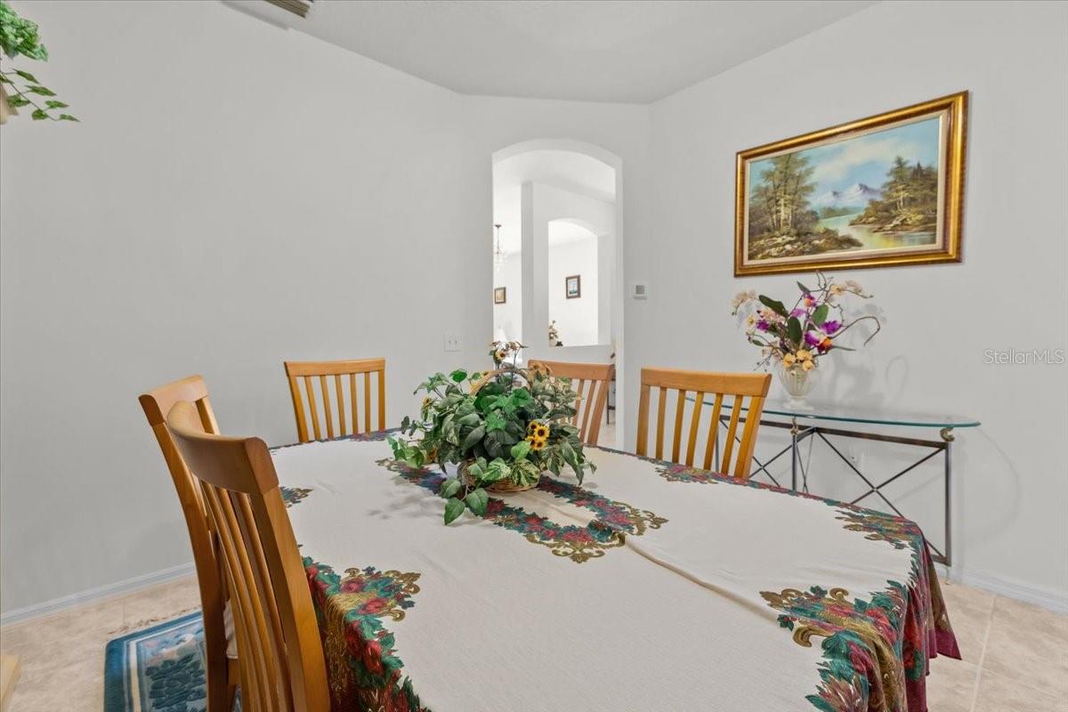 Image 24 of 34 For 30115 Emmetts Court