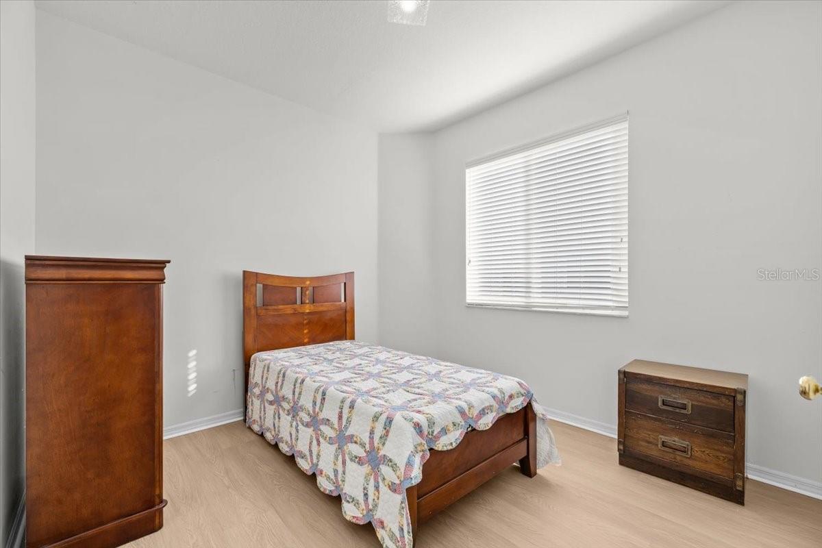 Image 28 of 34 For 30115 Emmetts Court