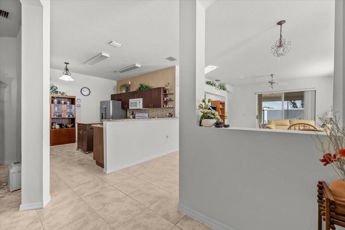 Image 5 of 34 For 30115 Emmetts Court